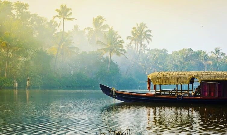 2f1d807dff41d1787dbf42a1db99fa1c best beauty of alleppey, kochi