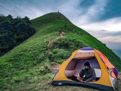 4d8e365e909ac87eae3fadf6d28b946a Munnar → Kolukkumalai | Trekking & Tent Stay